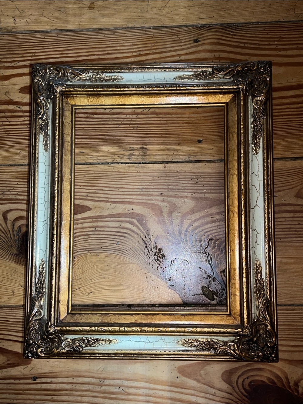 Vintage Ornate Gold and Cream Decorative Picture Frame